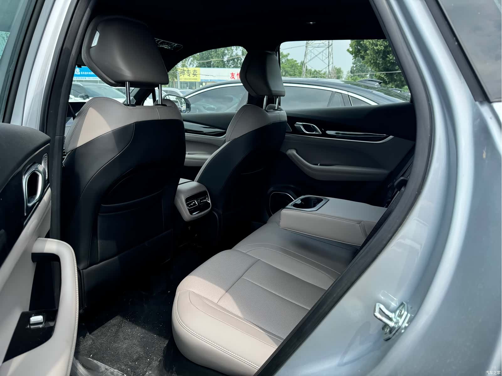 Geely Boyue, 2025 6