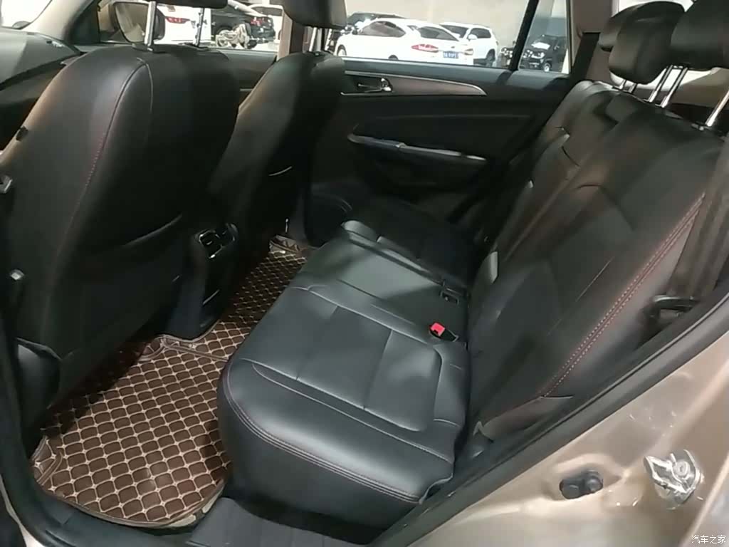 Changan CS75, 2016 13