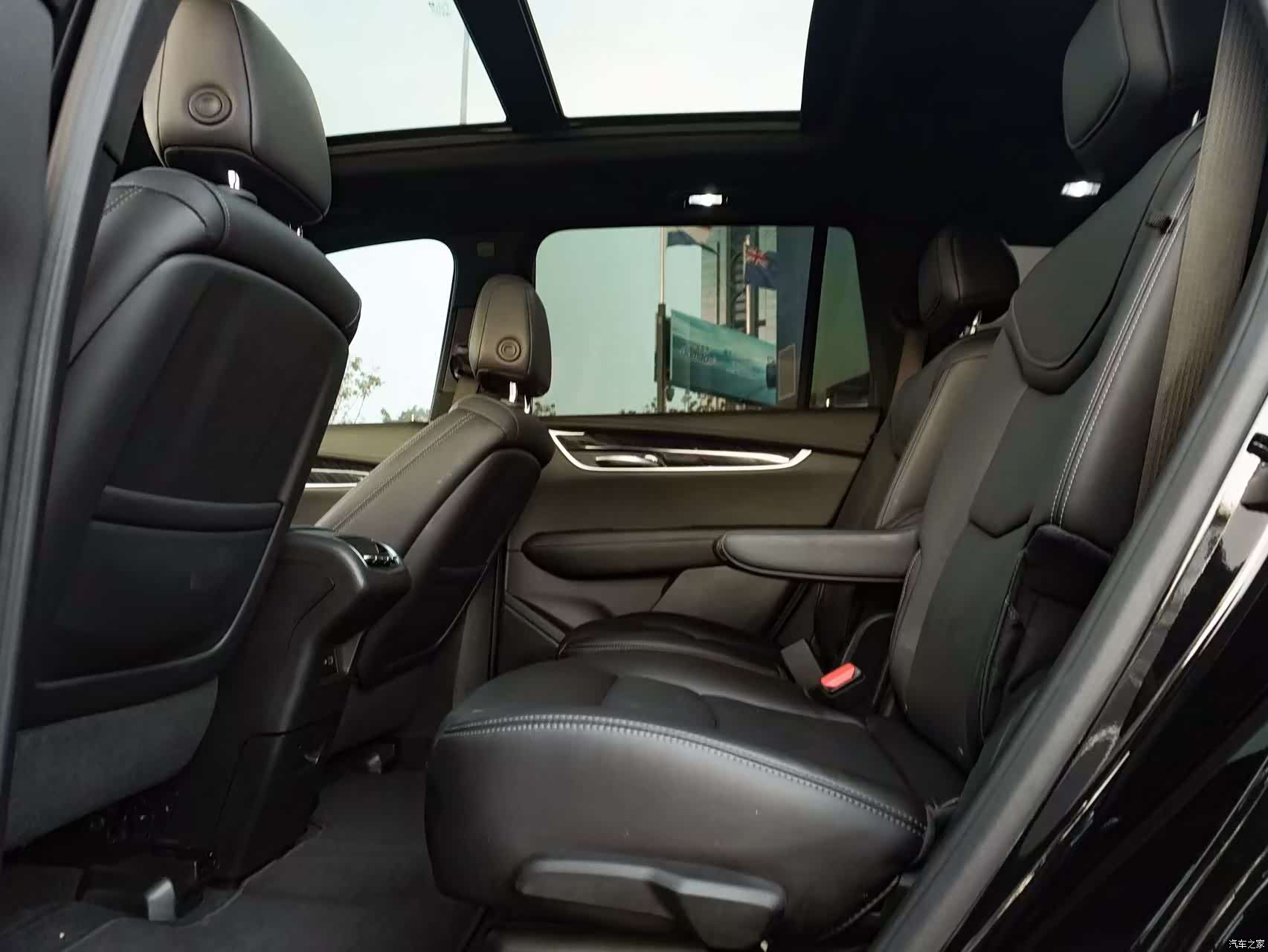 Cadillac XT6, 2021 11