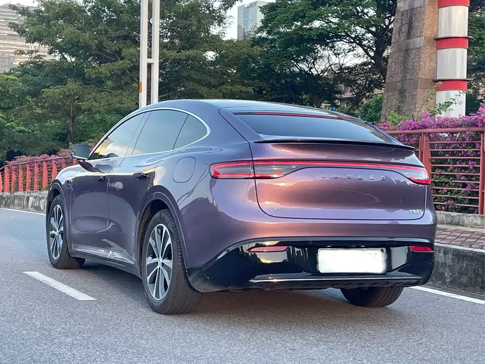 HarmonyOS Wisdom World R7