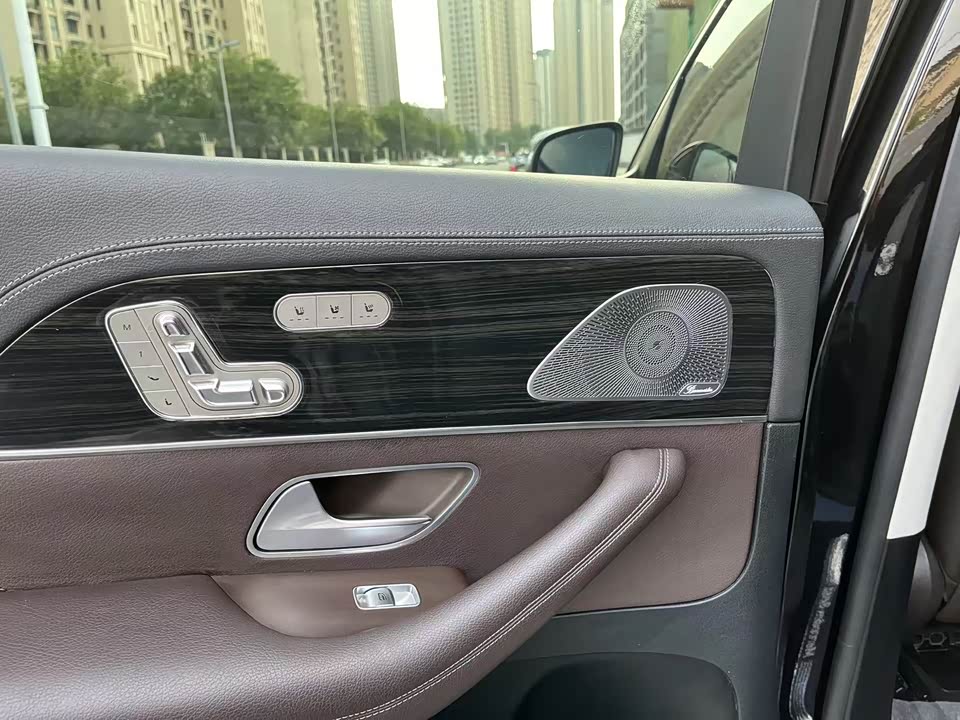 Mercedes-Benz GLS
