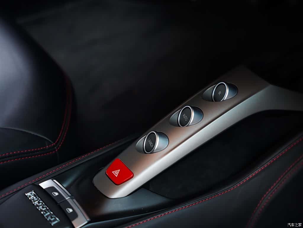 Ferrari 488, 2017 39