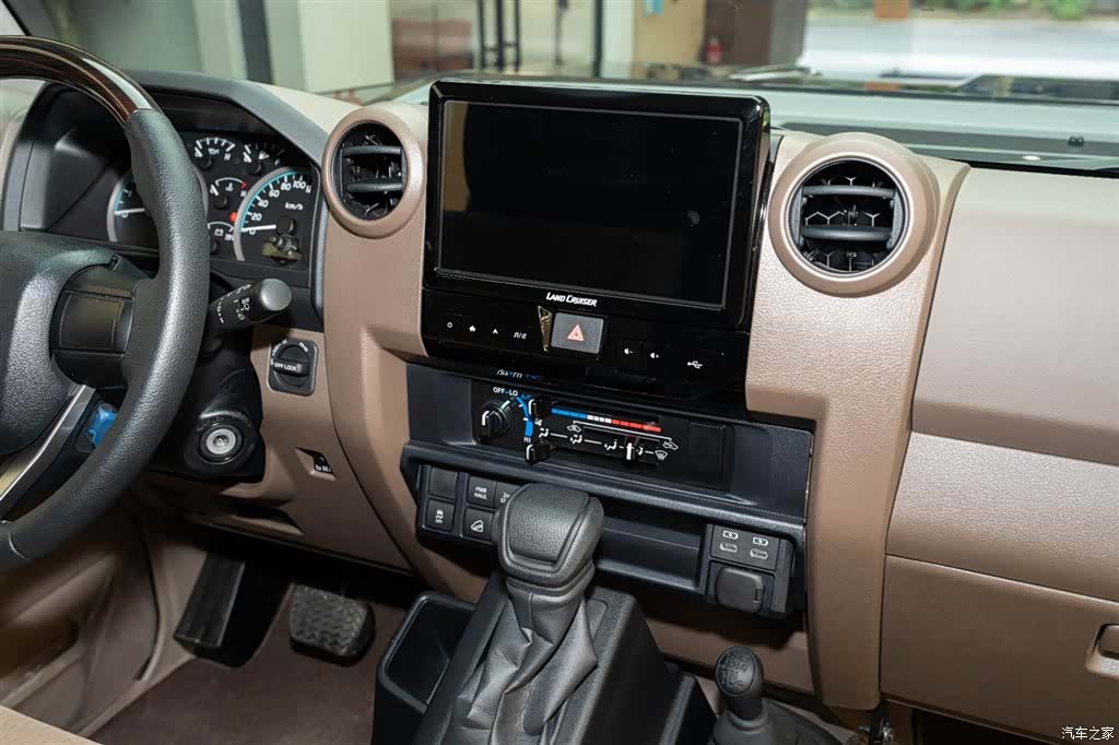 Toyota Land Cruiser, 2025 15