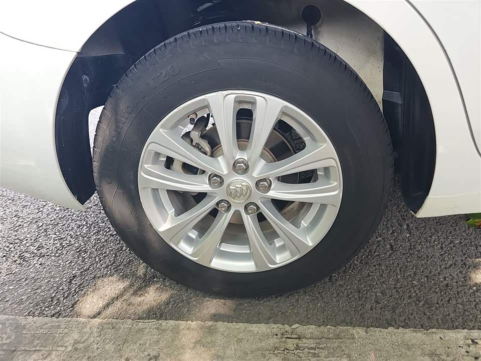 Buick Yinglang