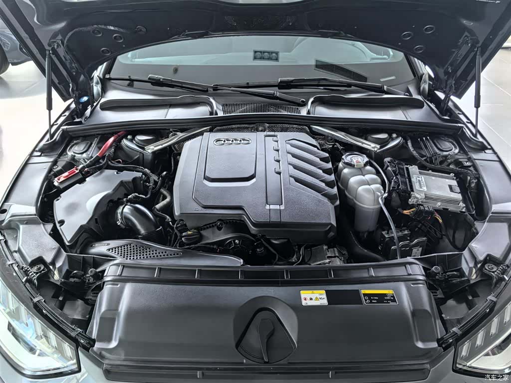 Audi A4L, 2024 11