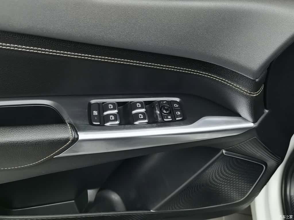 Lynk & Co 01, 2018 9