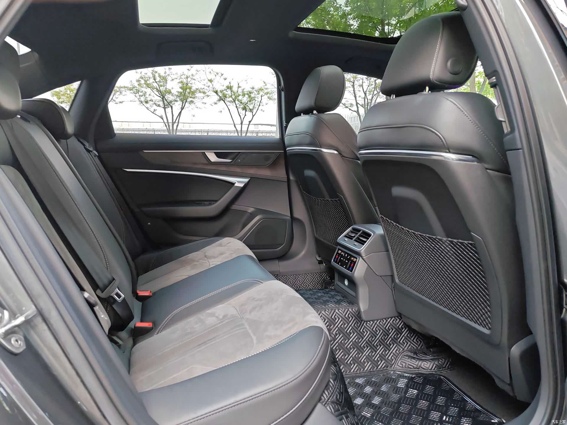 Audi A6L, 2020 11