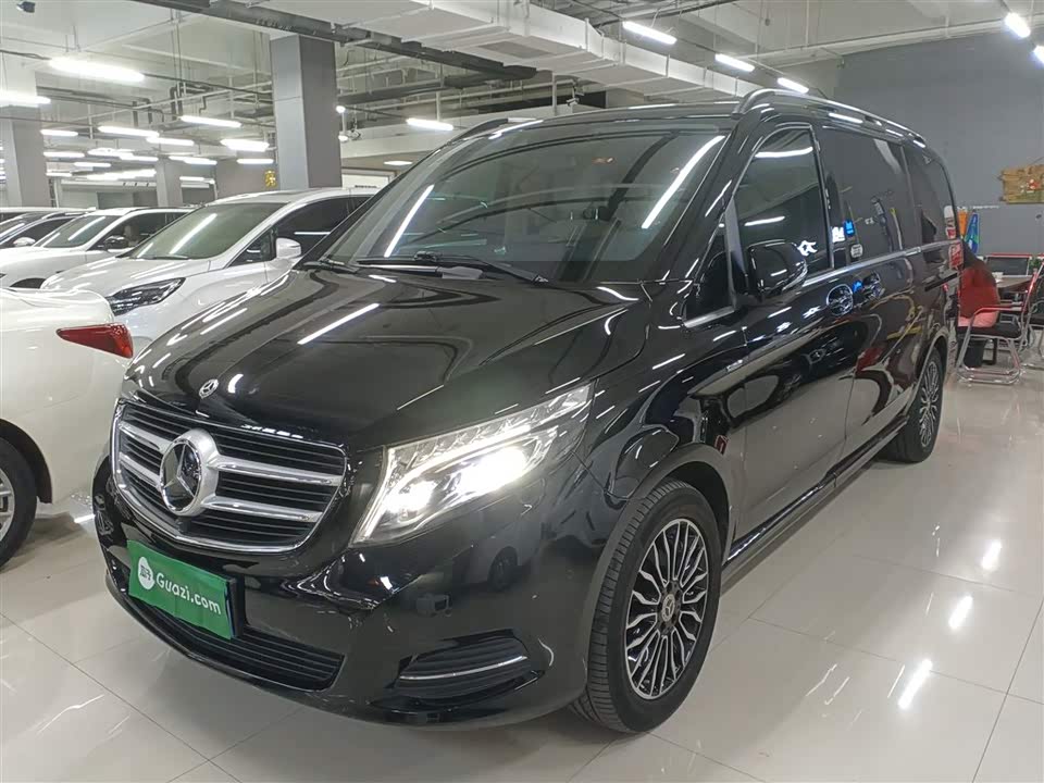 Mercedes-Benz V-class