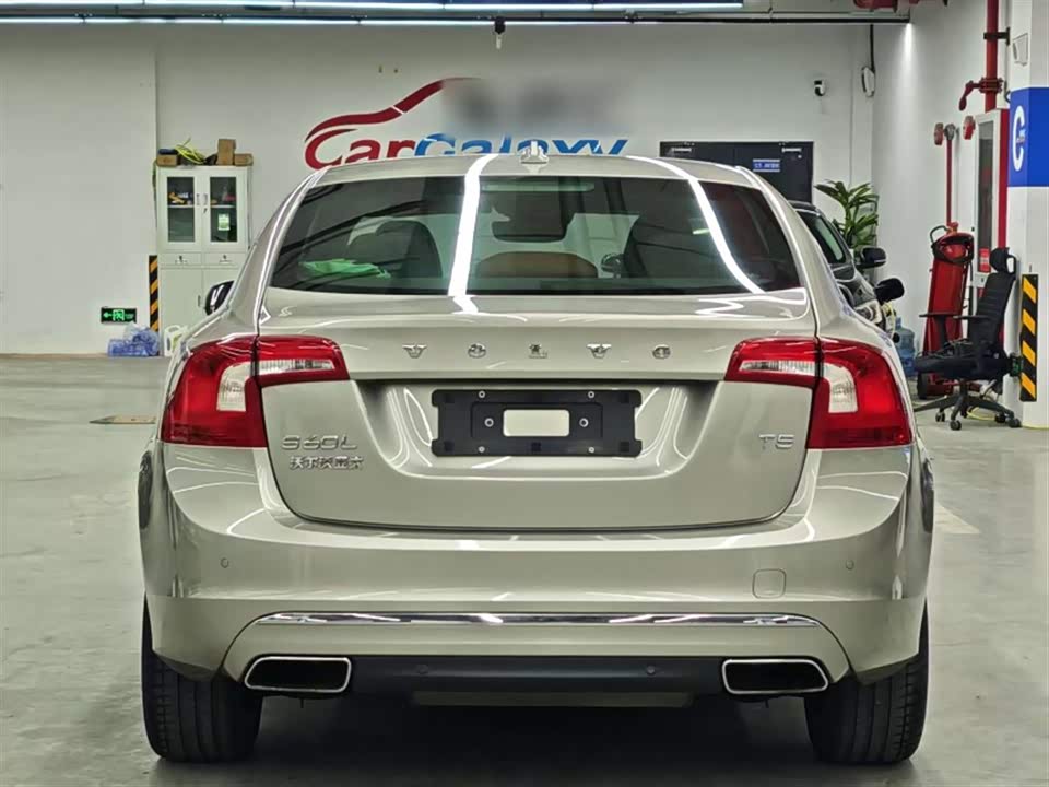 Volvo S60