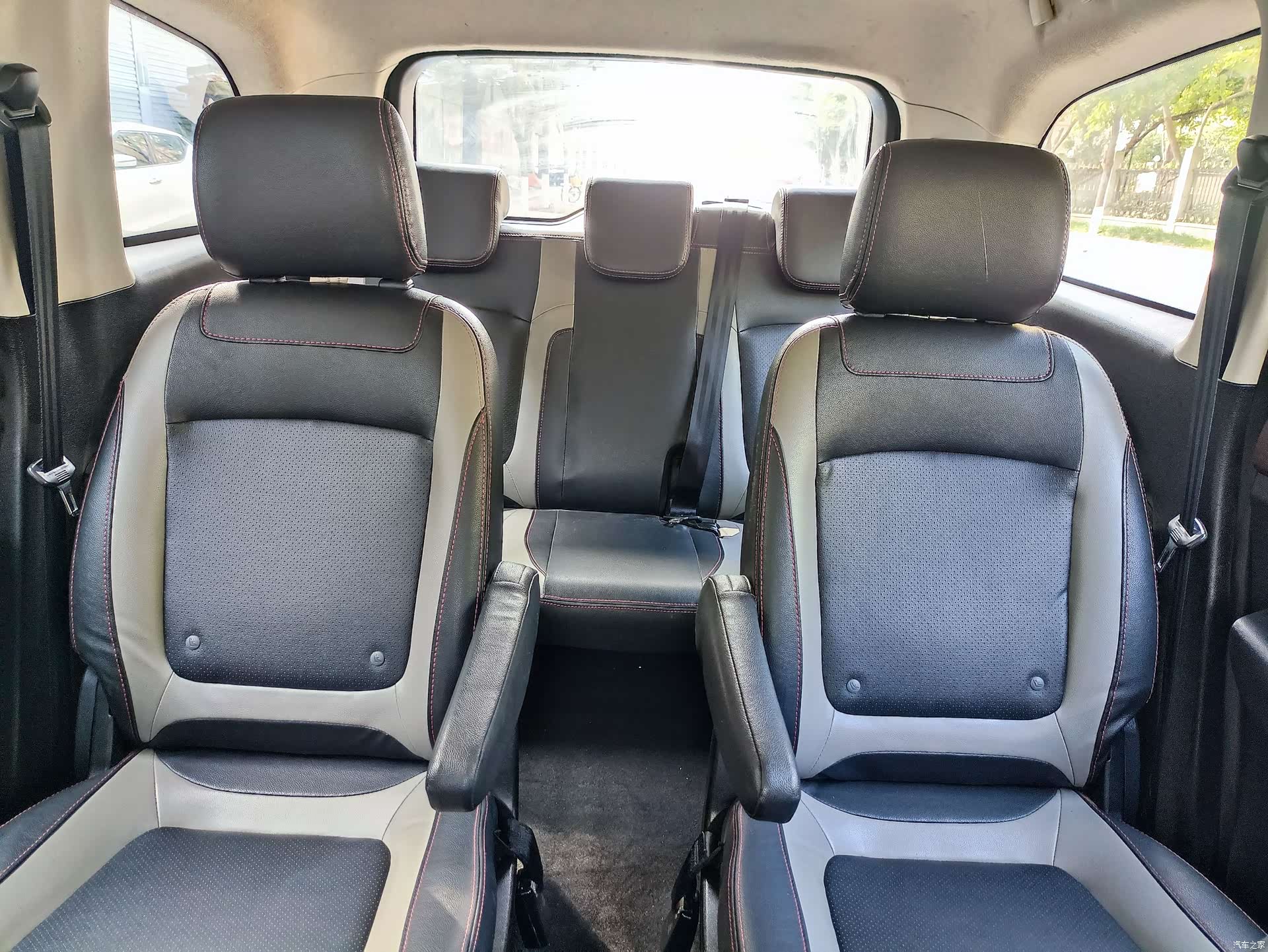 BAIC H3, 2015 30