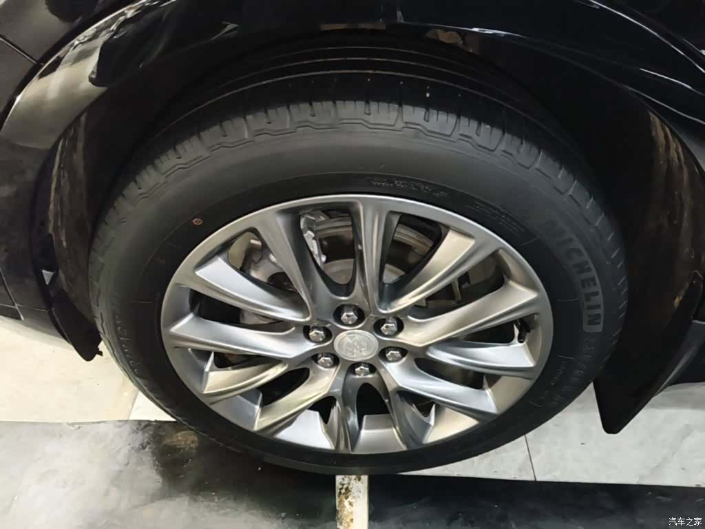 Buick Enclave, 2023 23