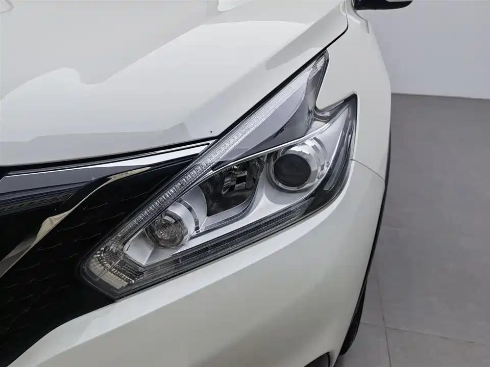 Nissan Loulan Nissan Loulan