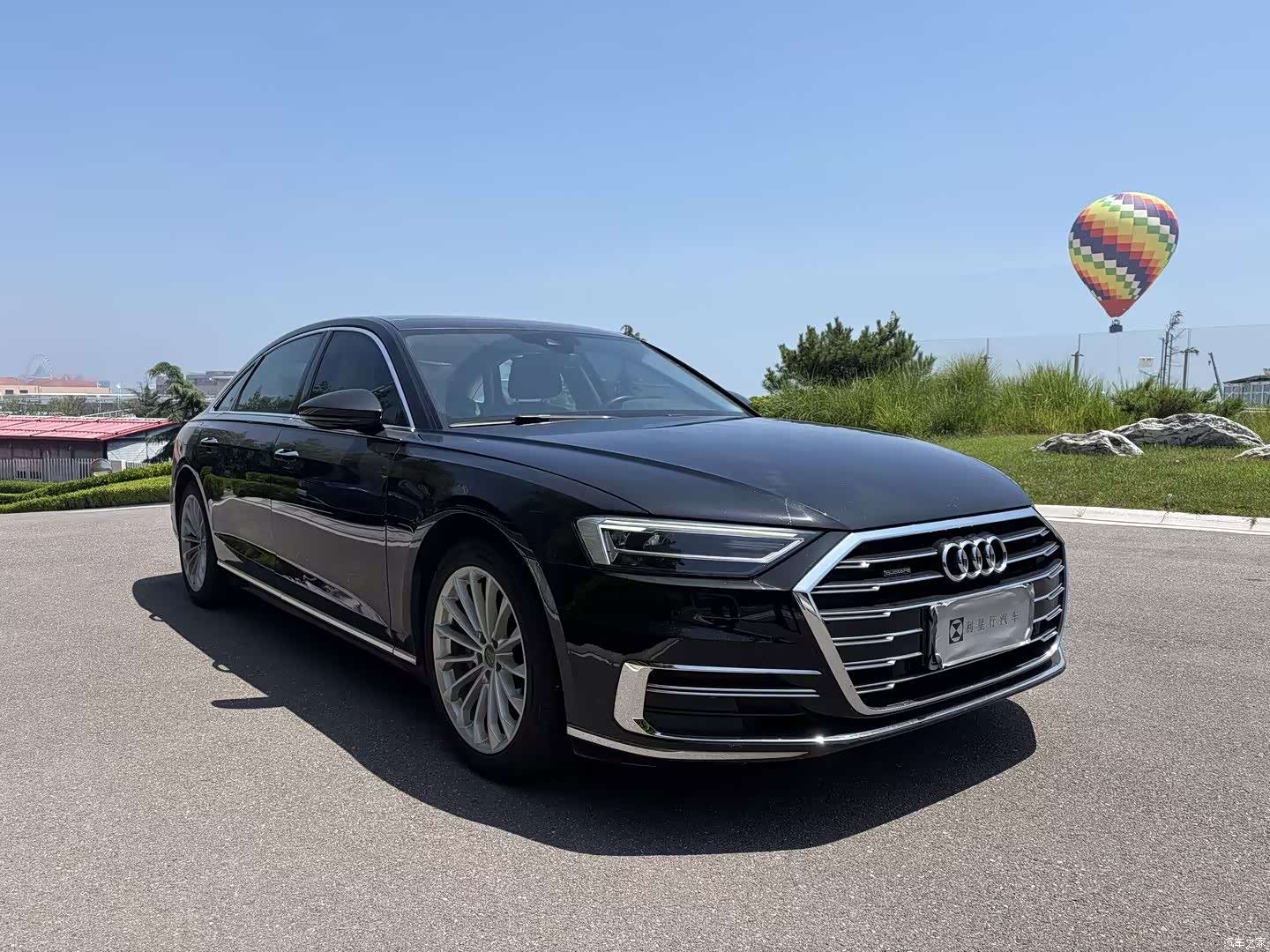 Audi A8L, 2019 3