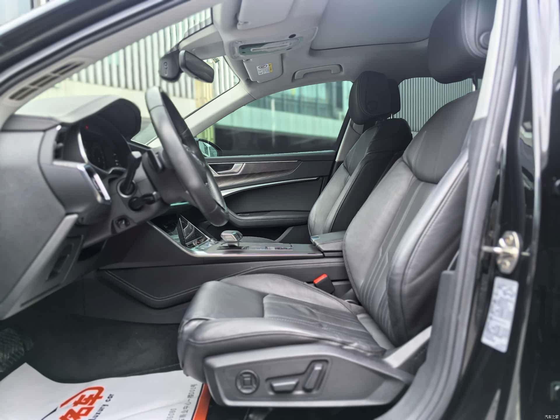 Audi A6L, 2021 3