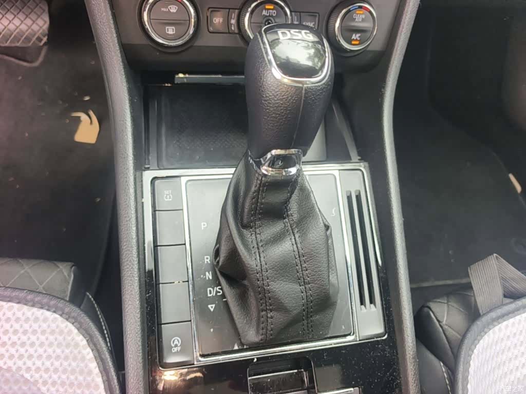 Skoda Superb, 2017 7