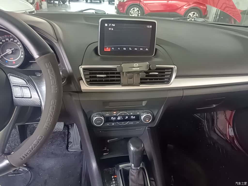 Mazda Mazda3, 2014 13