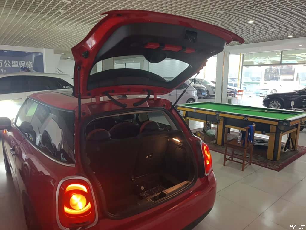 Mini ONE, 2019 10