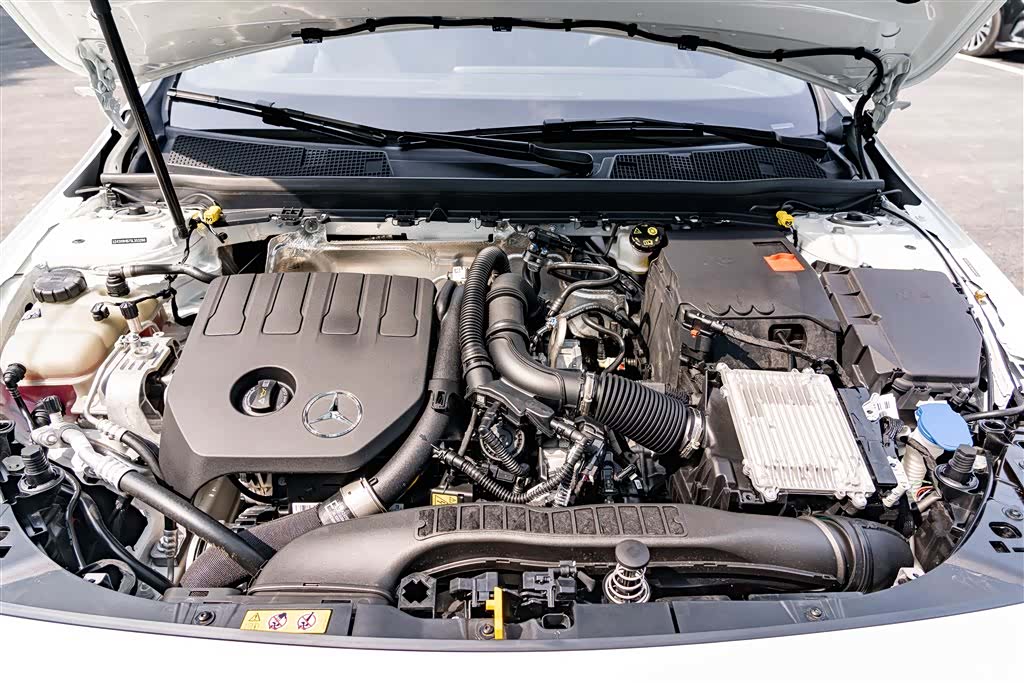 Mercedes-Benz A-Class, 2026 24