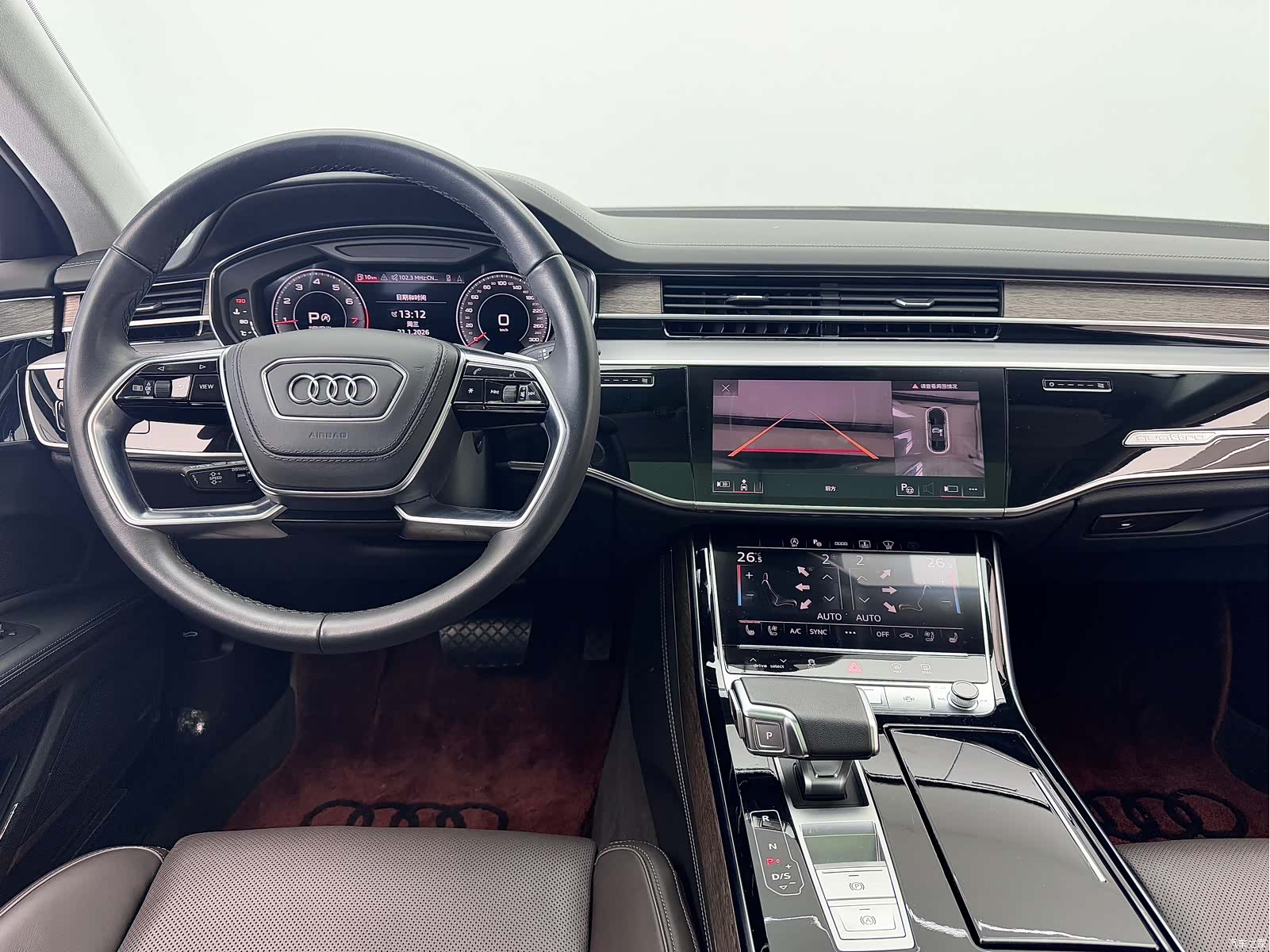 Audi A8L, 2024 13