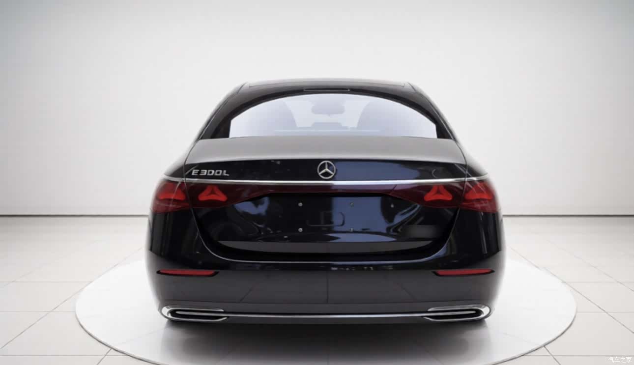 Mercedes-Benz E-Class, 2025 3