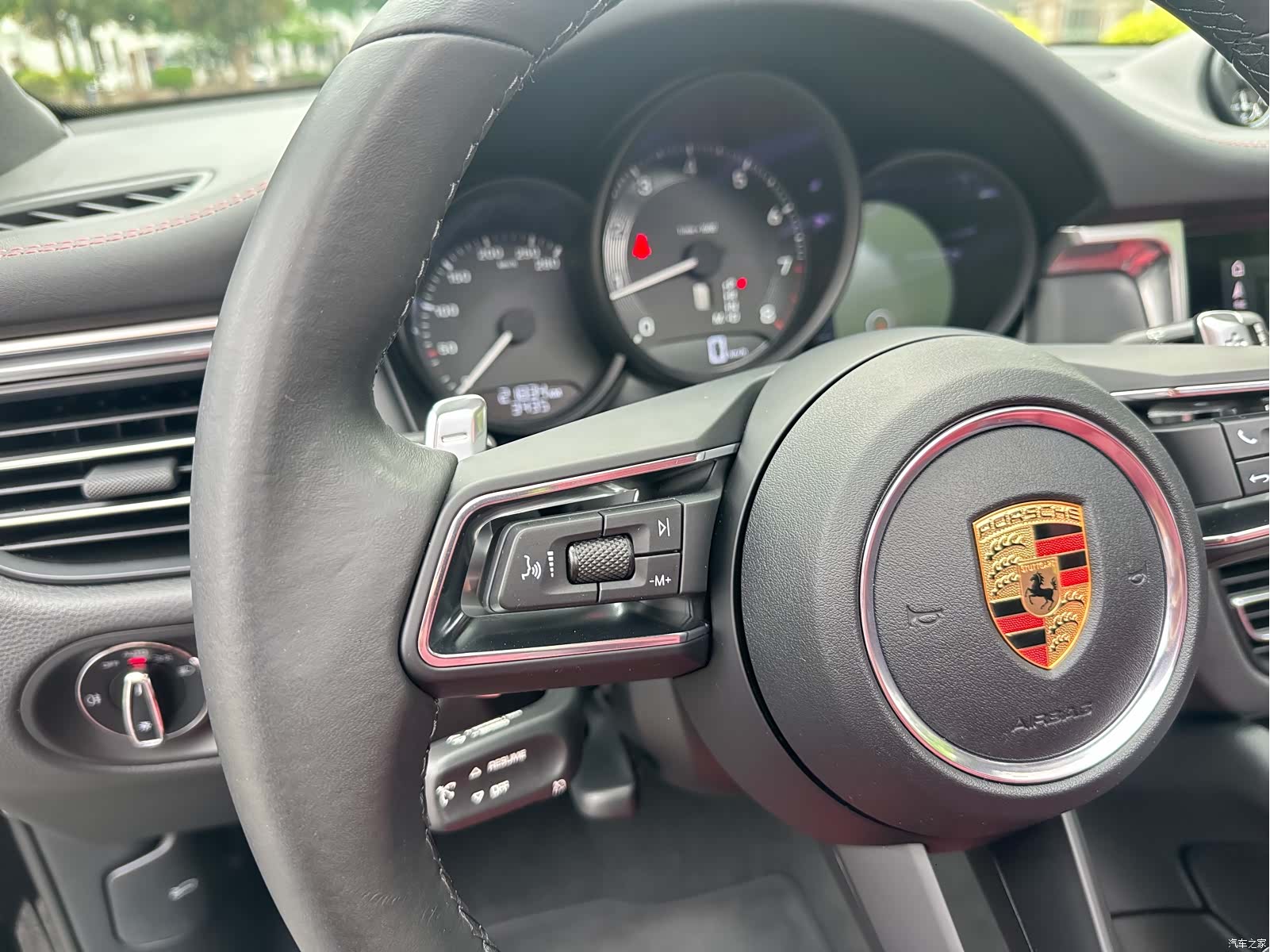 Porsche Macan, 2023 13