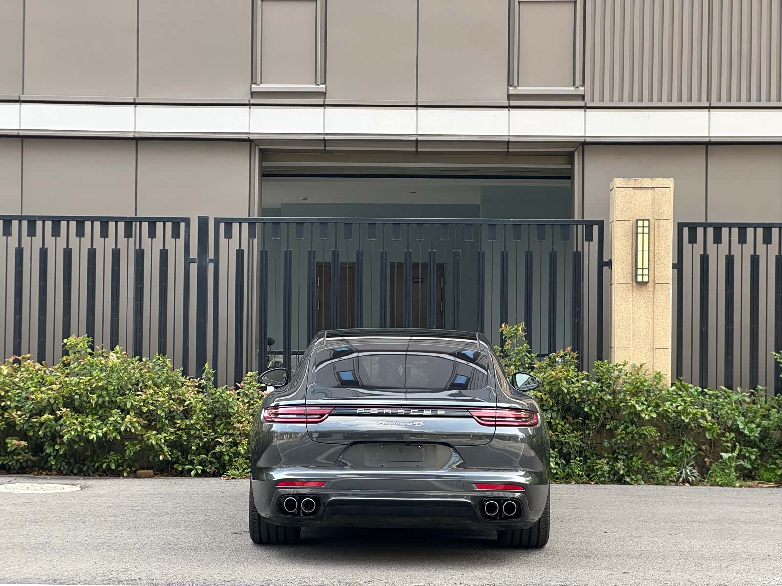 Porsche Panamera, 2018 все фото