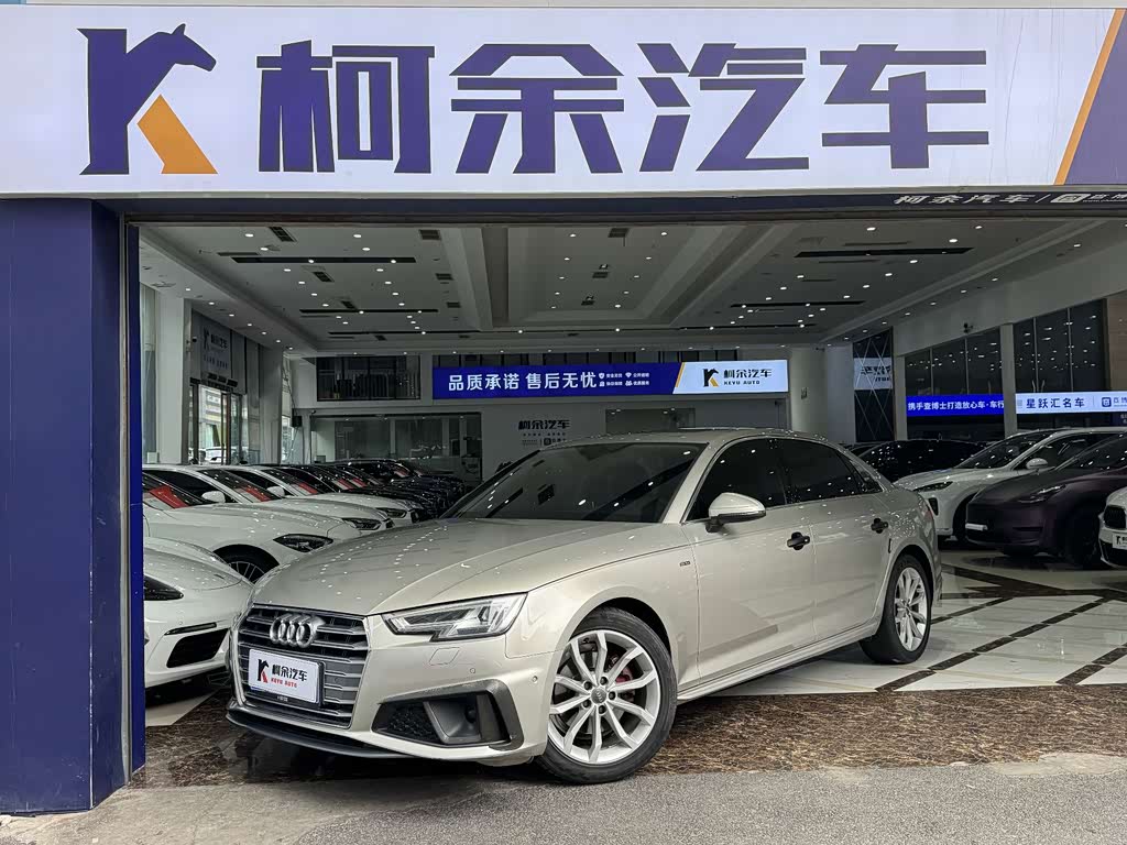Audi A4L 2019 40 TFSI Fashion V