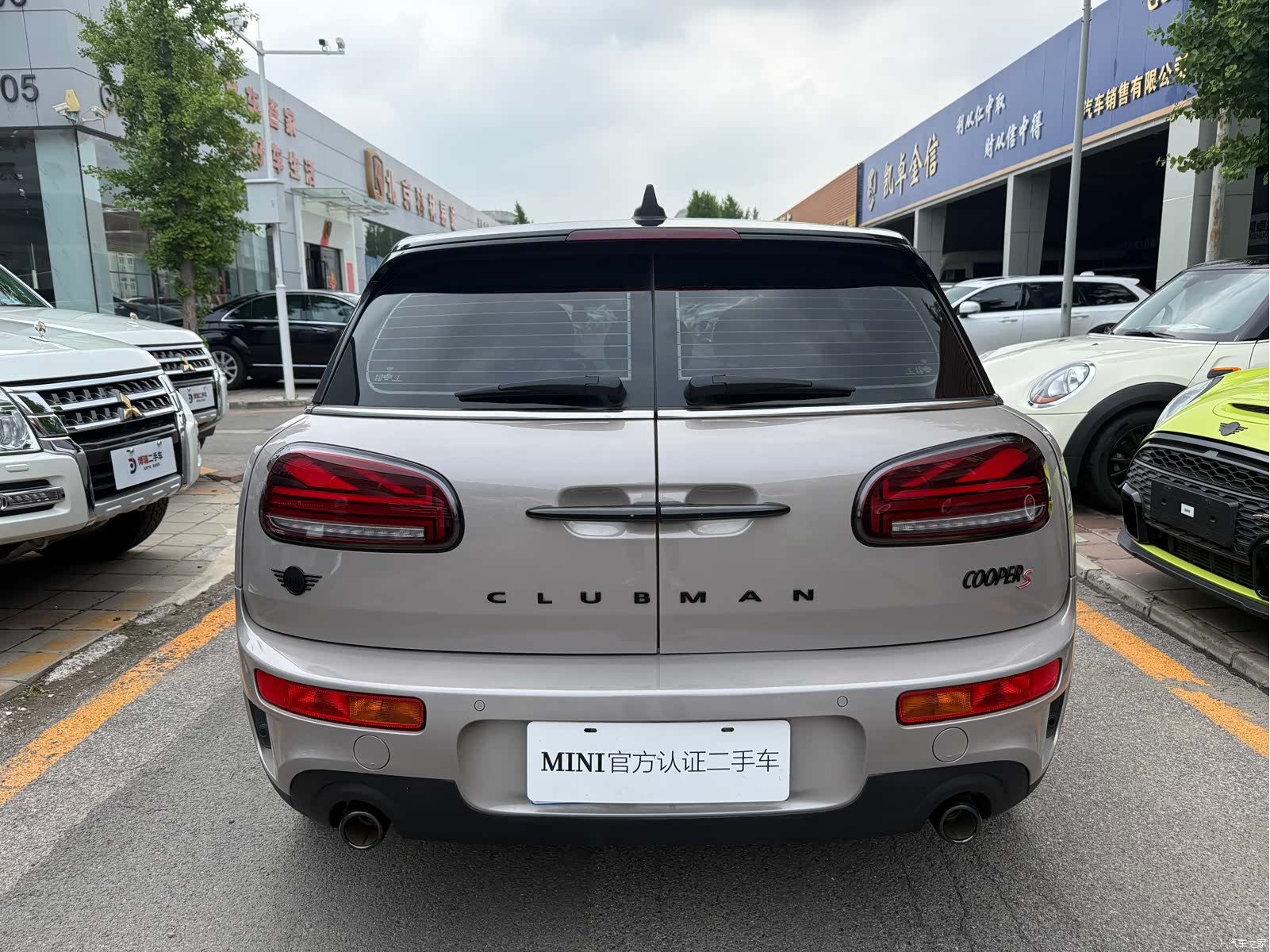 Mini Clubman, 2024 все фото