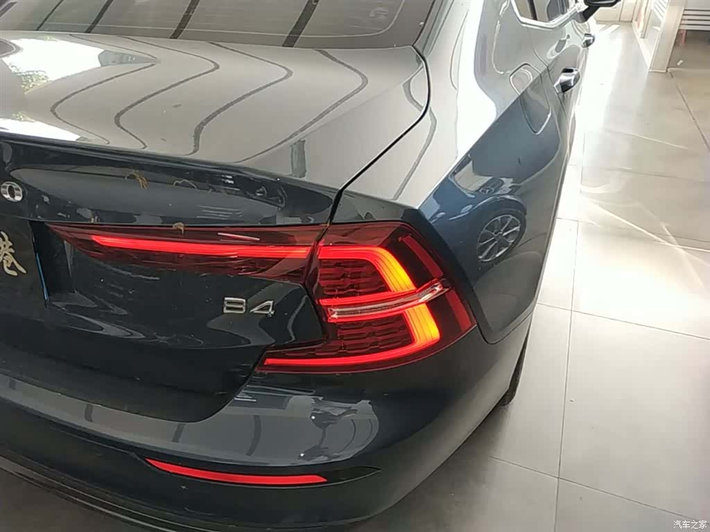 Volvo S60, 2023 8
