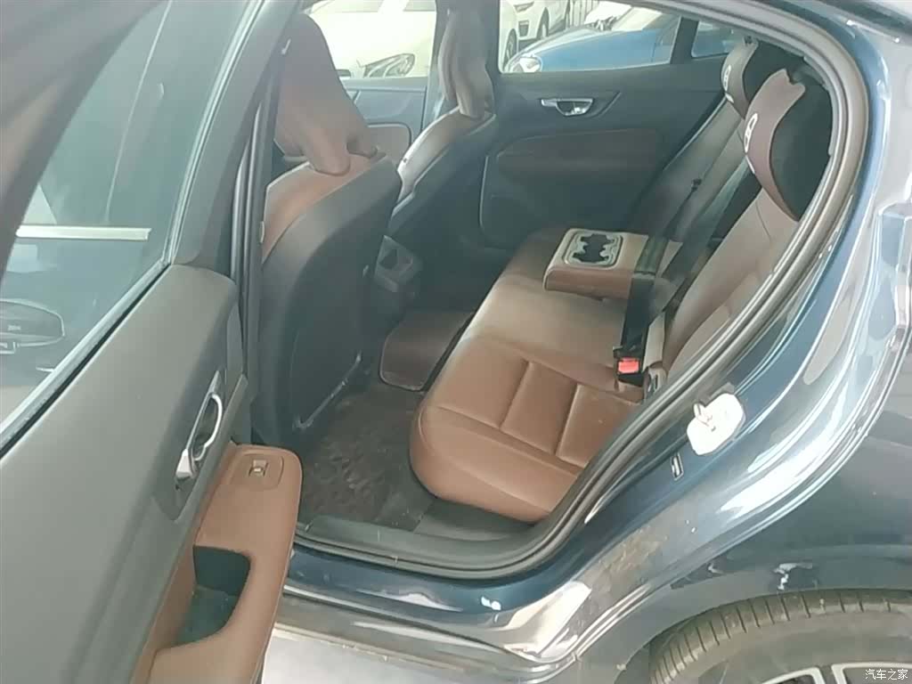 Volvo S60, 2023 17