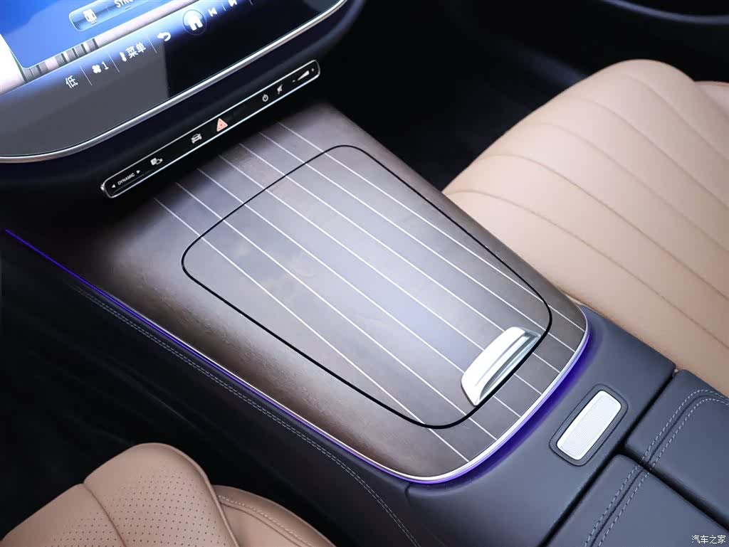 Mercedes-Benz E-Class, 2024 12