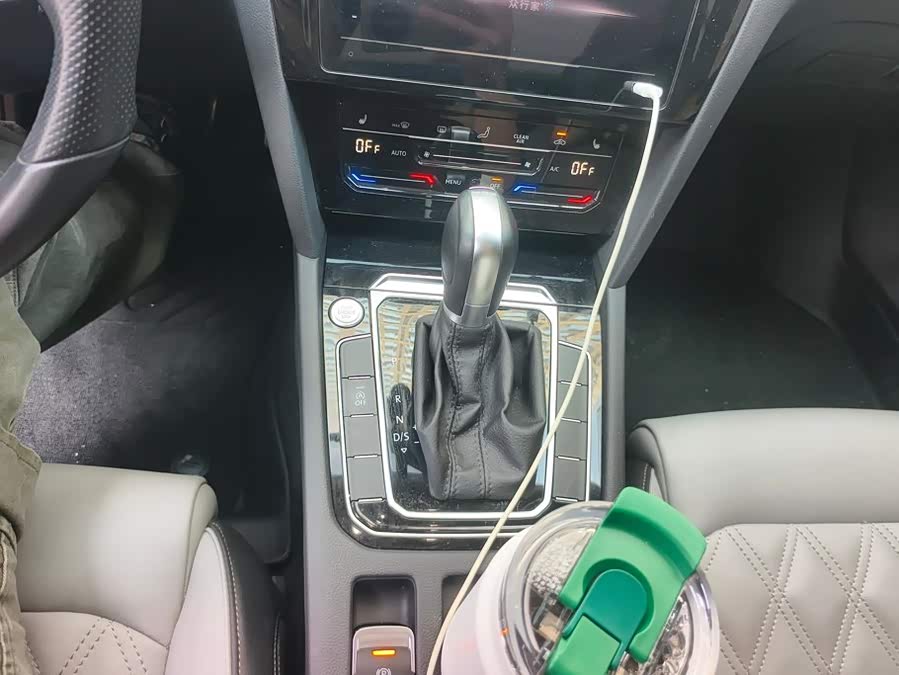 Volkswagen Magotan 2023, фото 16