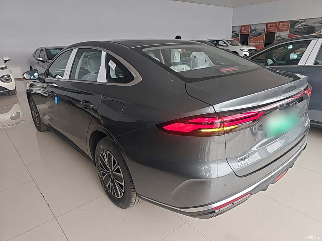 Geely 6, 2026 все фото