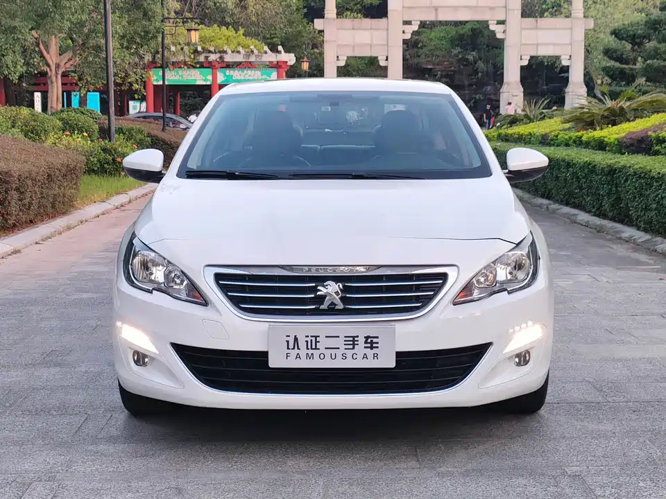 Peugeot 408