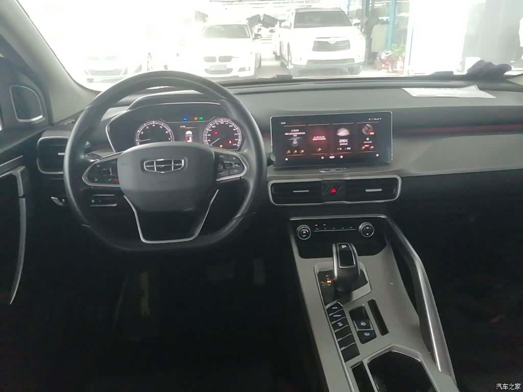 Geely Coolray, 2021 10