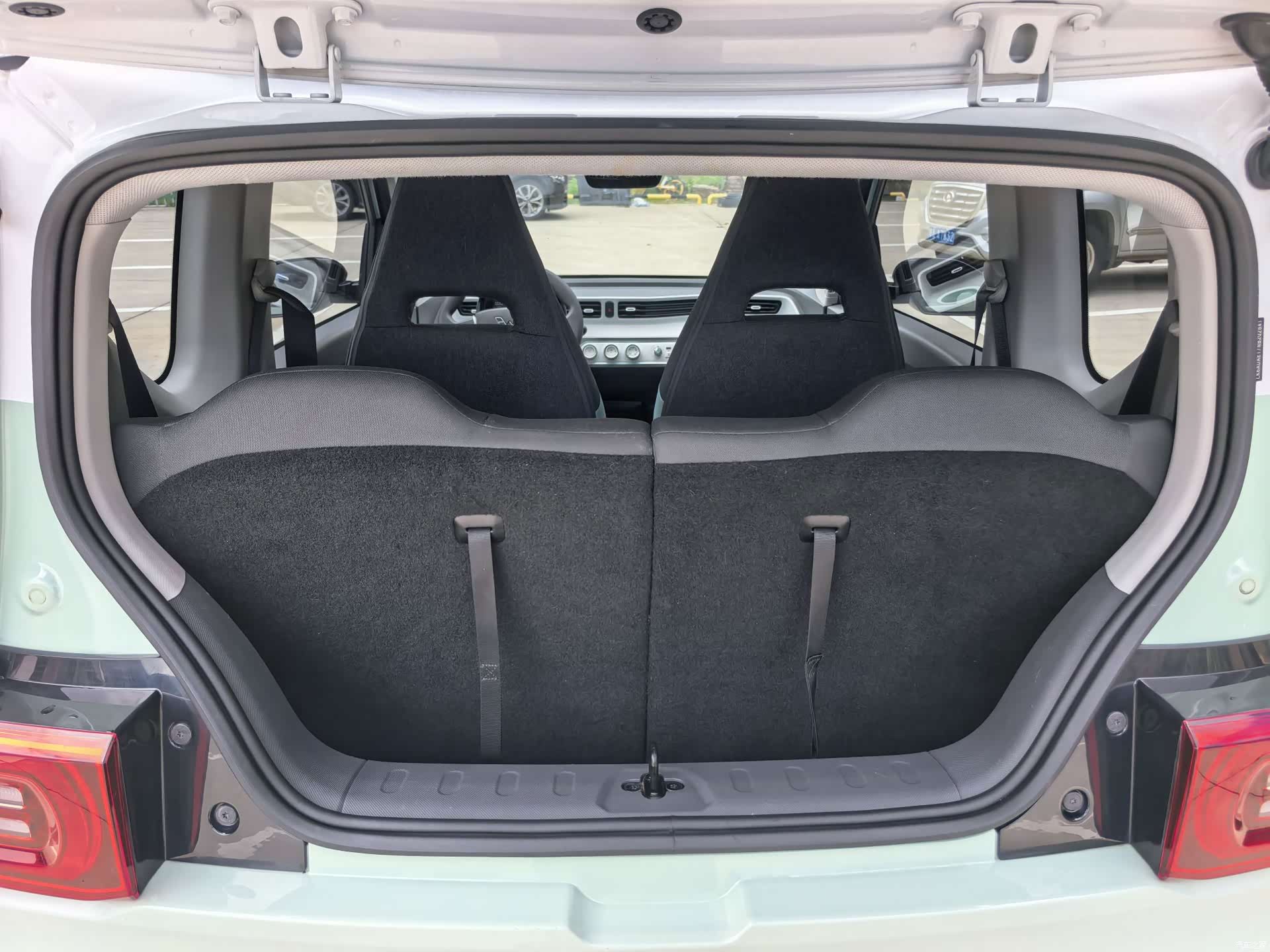 Wuling MINIEV, 2022 11