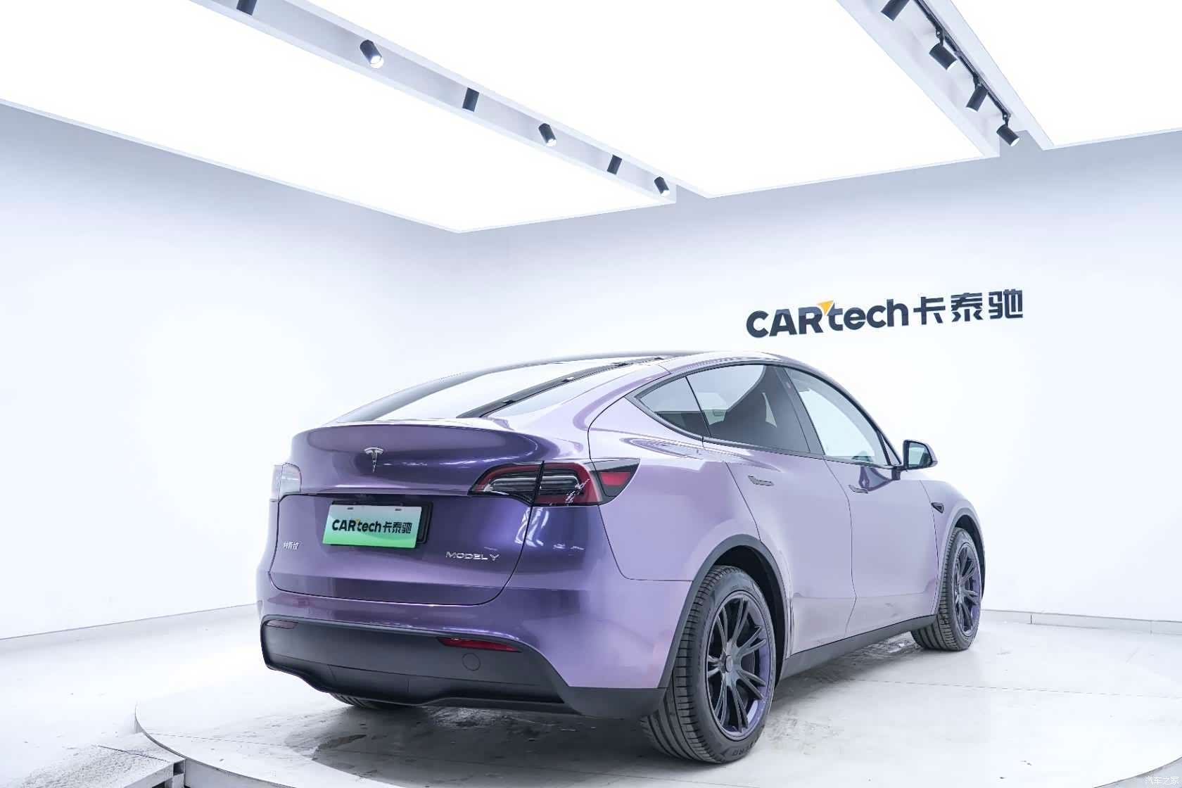 Tesla Model Y, 2022 14