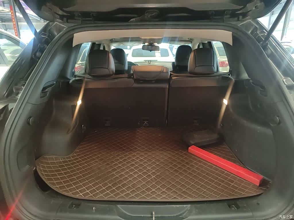 Jeep Cherokee, 2018 19