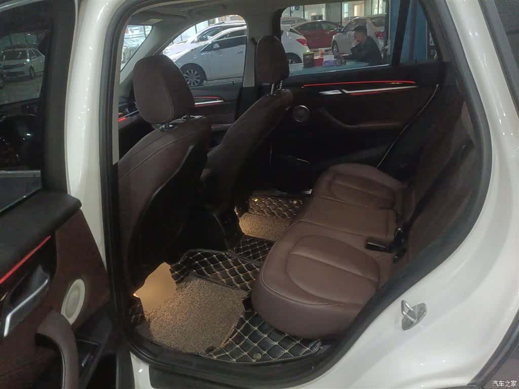 BMW X1, 2021 14