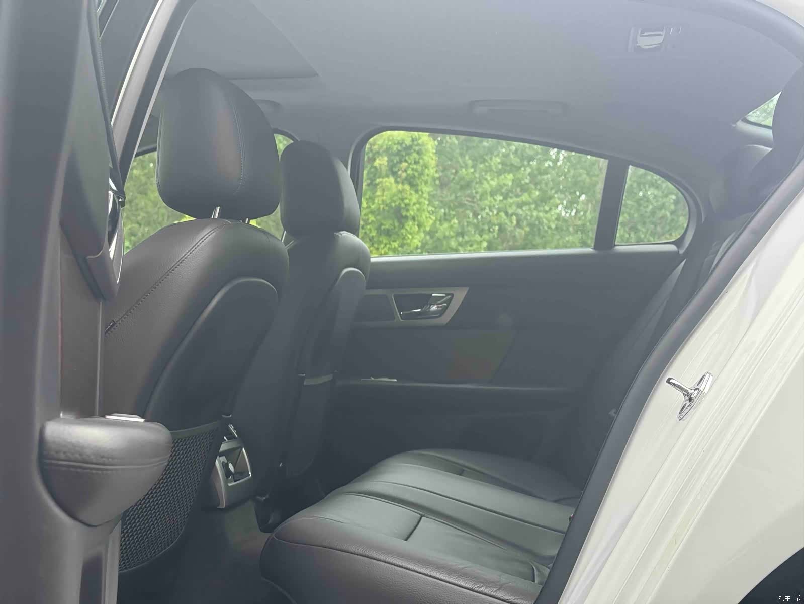 Jaguar XF, 2014 все фото