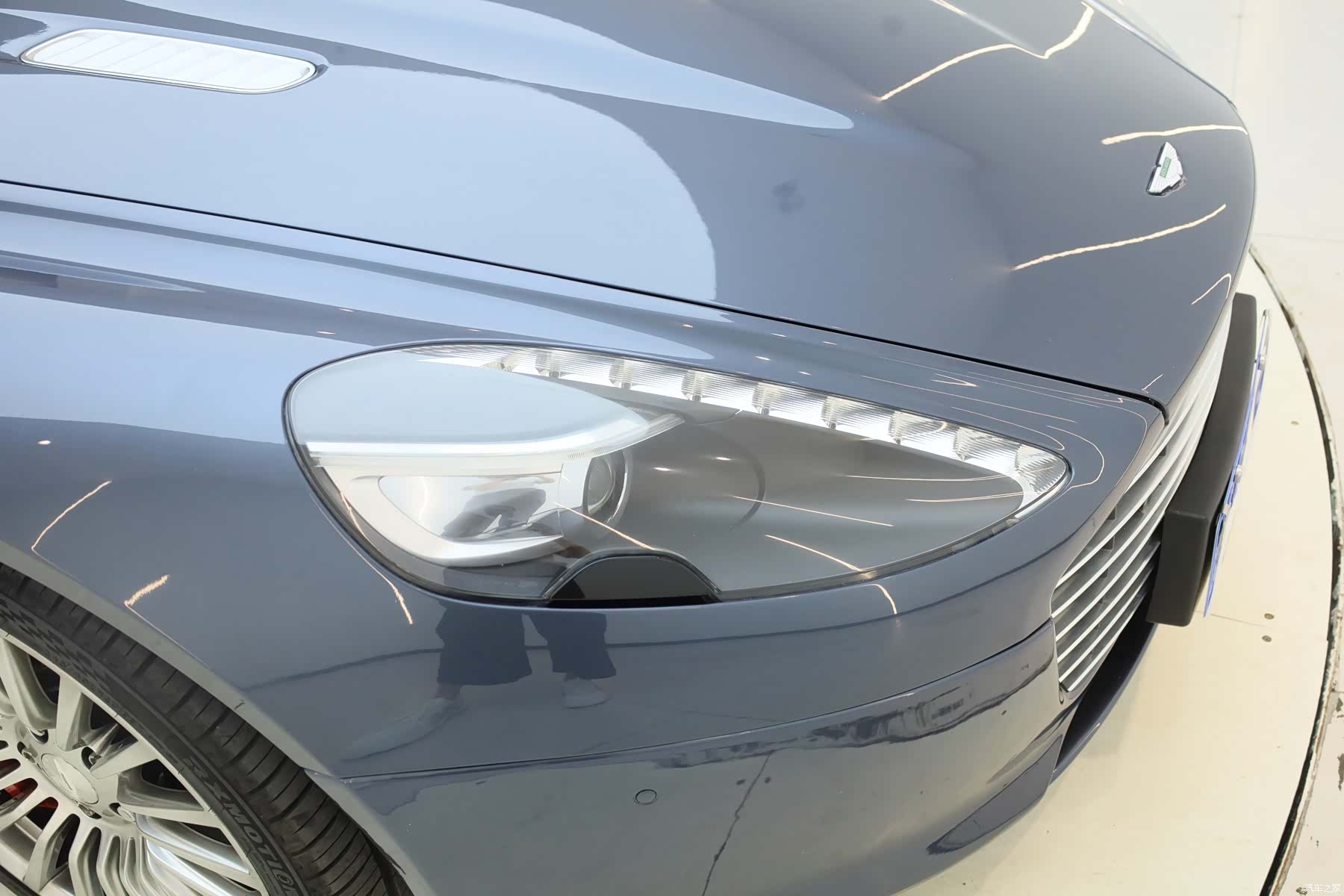 Aston Martin Rapide, 2013 19