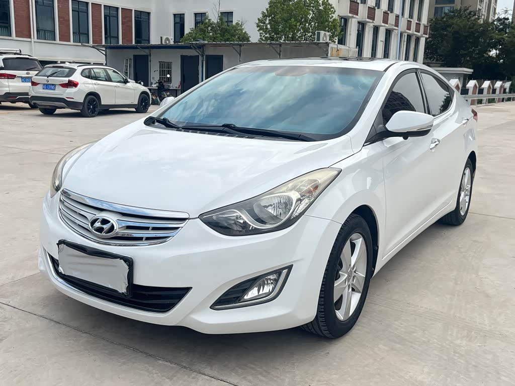 Hyundai Elantra