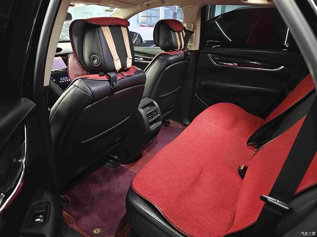 Cadillac XT5, 2016 4