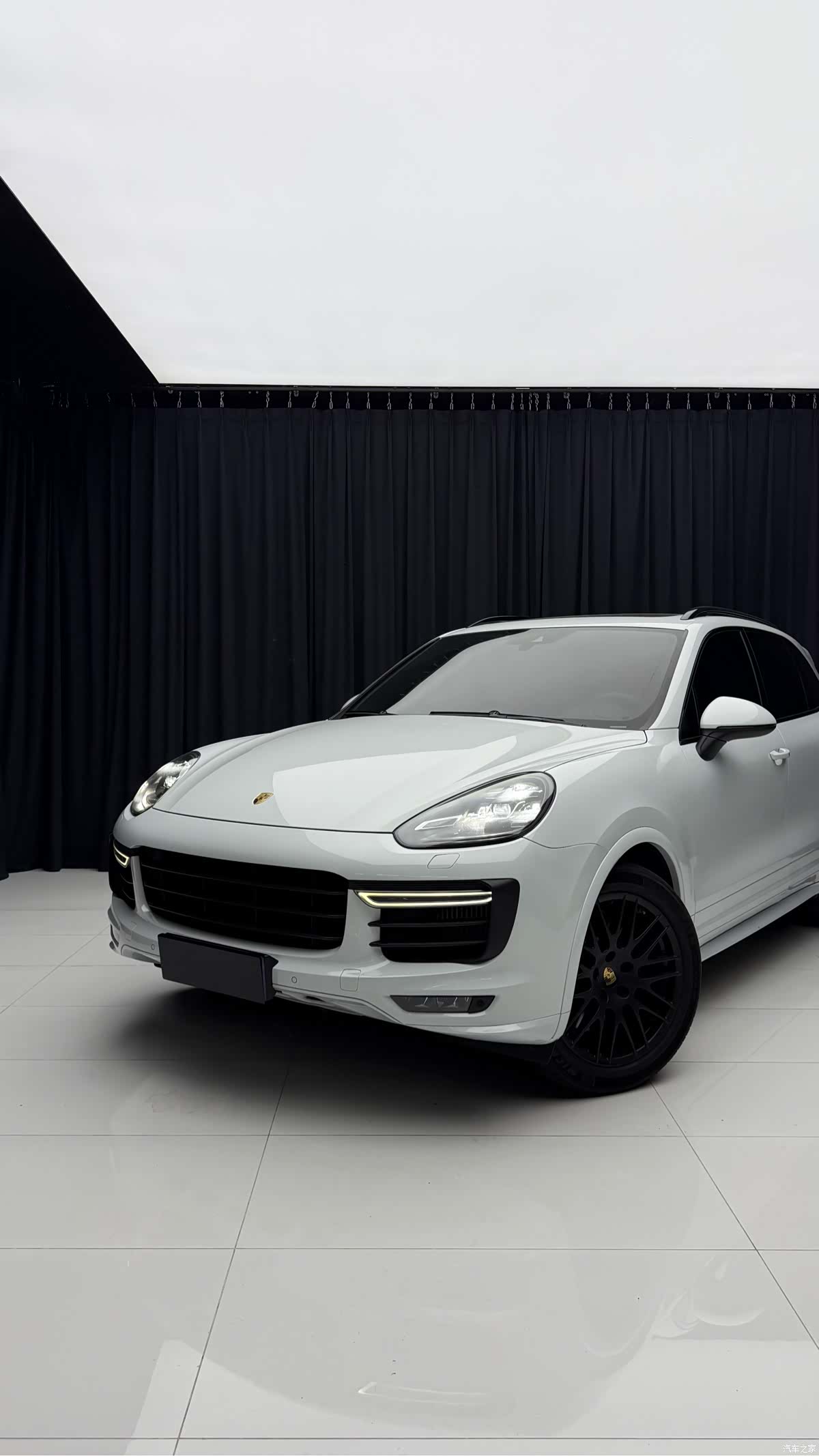 Porsche Cayenne, 2016 7