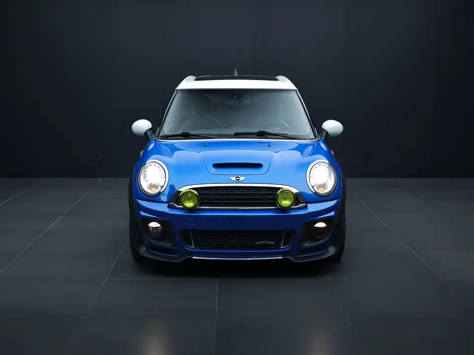 MINI JCW CLUBMAN