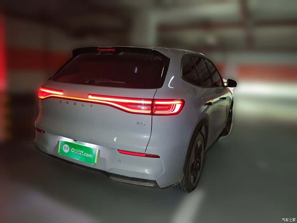 Geely Galaxy E5, 2024 4