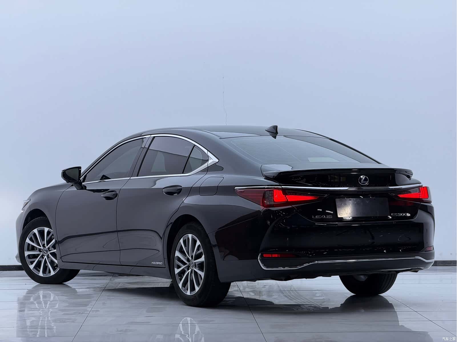Lexus ES, 2022 24