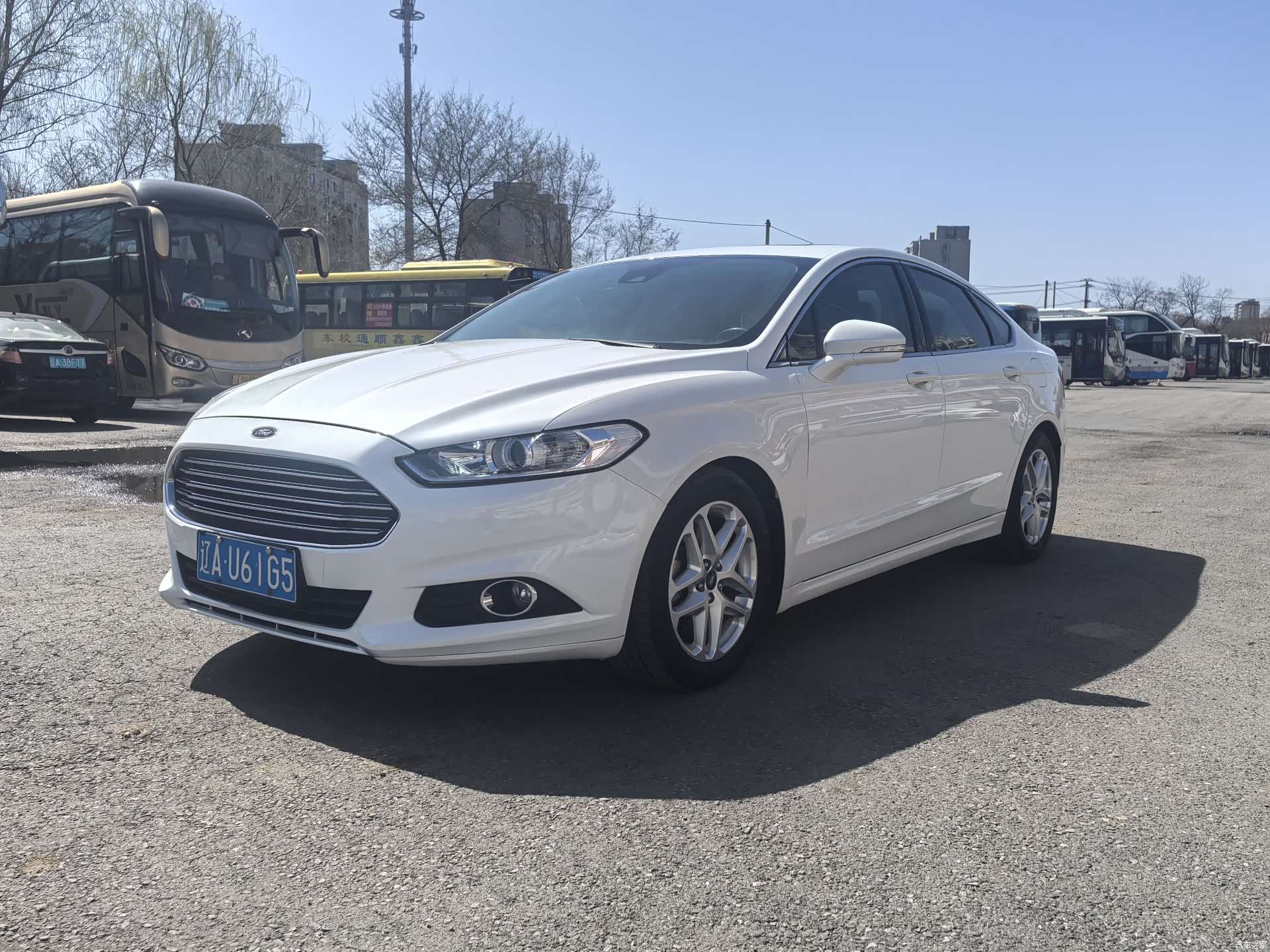 Ford Mondeo, 2015 1