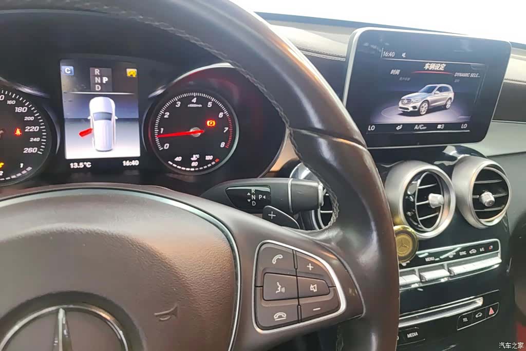 Mercedes-Benz GLC, 2019 16