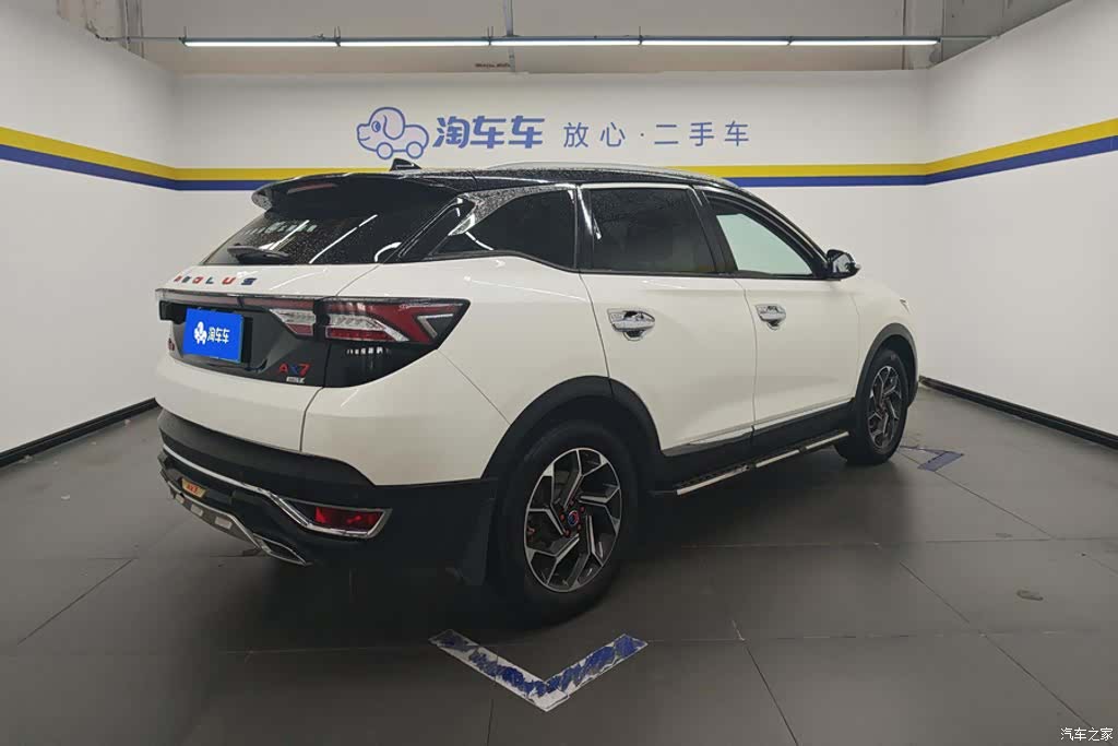 DongFeng AX7, 2019 3